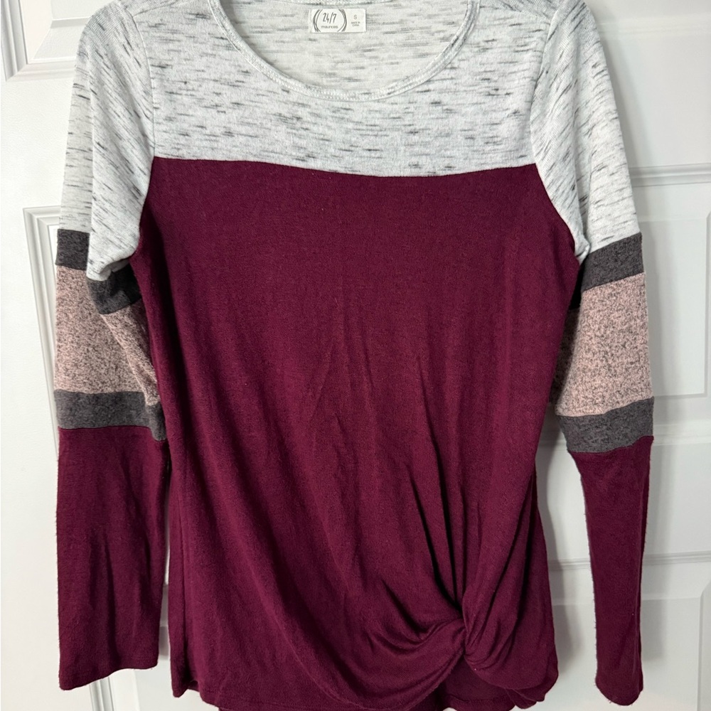 Maurices Burgundy and Gray Long Sleeve Top